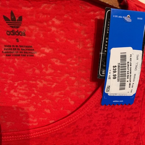 TFC Women’s Adidas T-shirt size S, new with tags! - Picture 2 of 4
